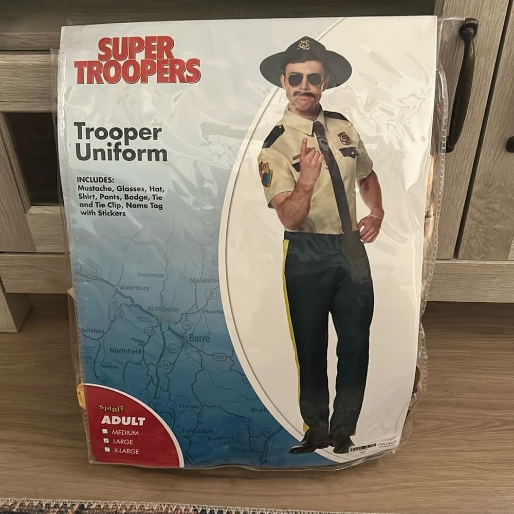 Men’s trooper uniform